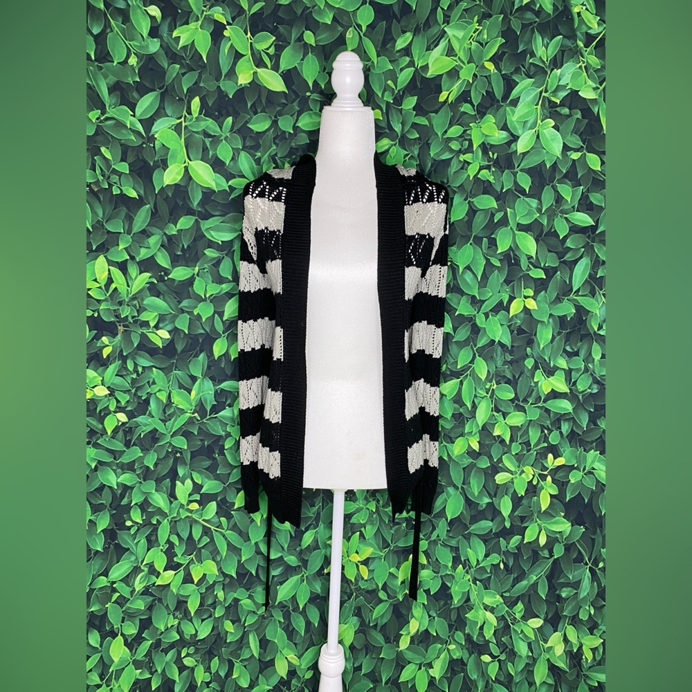 GREY & BLACK STRIPE KNITTED CARDIGAN W/ HOOD & WAIST TIE • SIZE S - Picture 4 of 6
